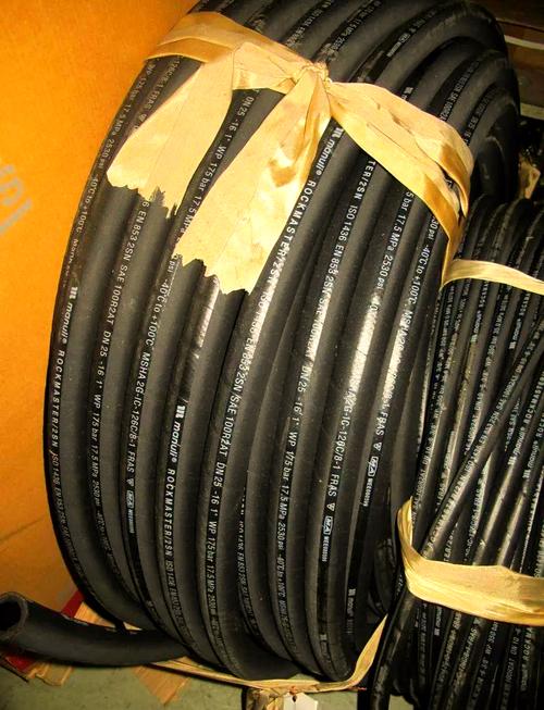 液压软管耐高温多少度 液压软管耐高温多少度