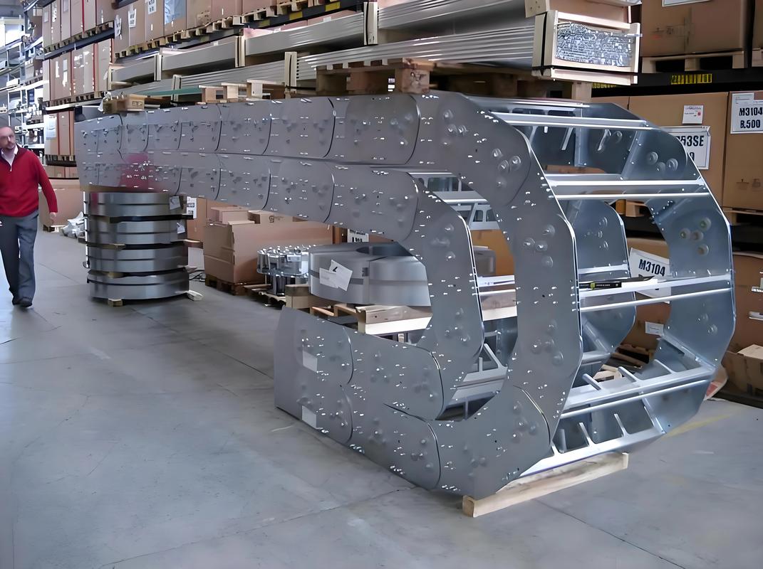 油口是M18*1.5 液压管是22*3 中间配金属软管的话 用什么接头啊 软管DN1... 油口是M18*1.5 液压管是22*3 中间配金属软管的话 用什么接头啊 软管DN1...